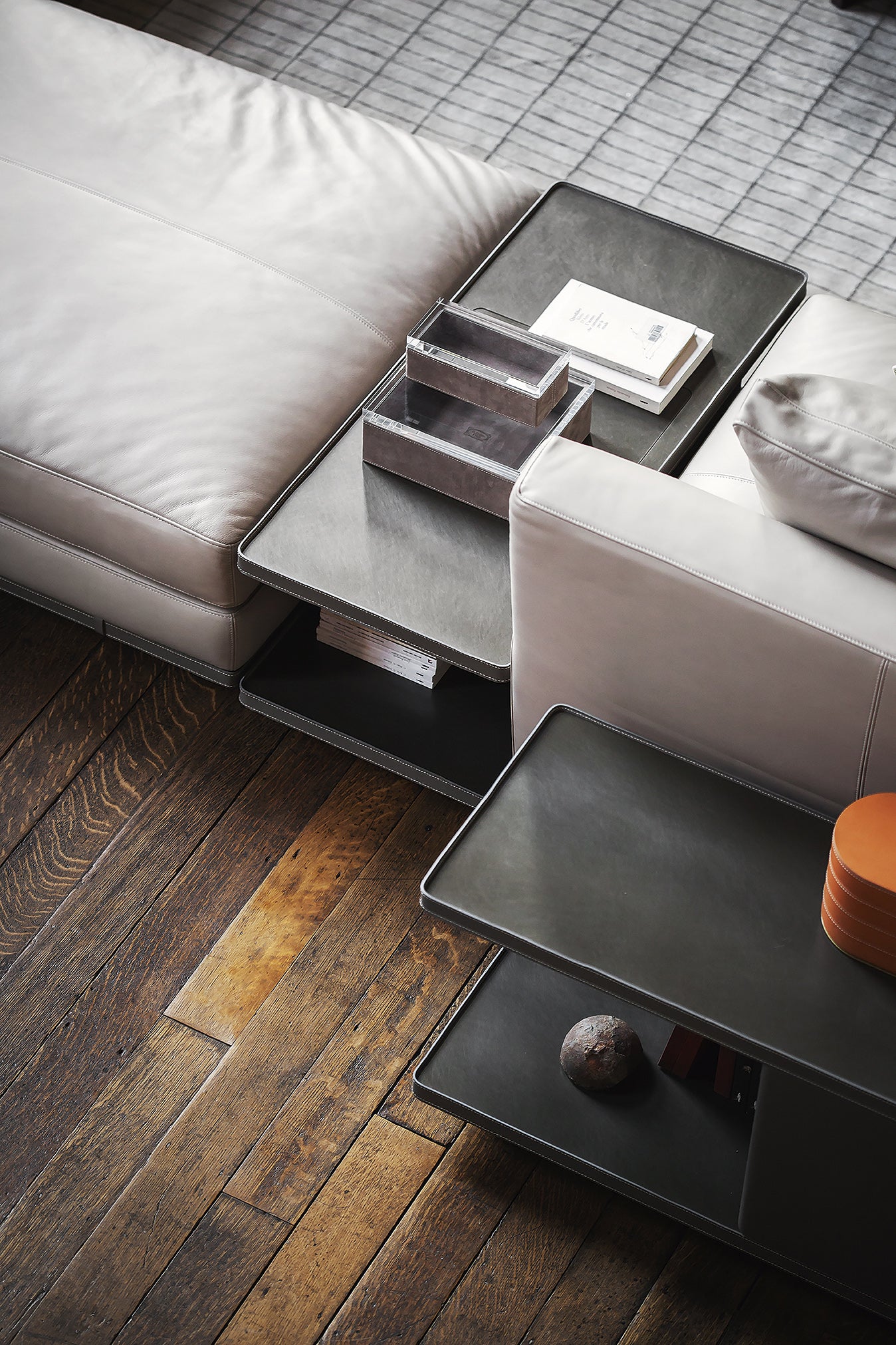 poltrona frau come together sofa