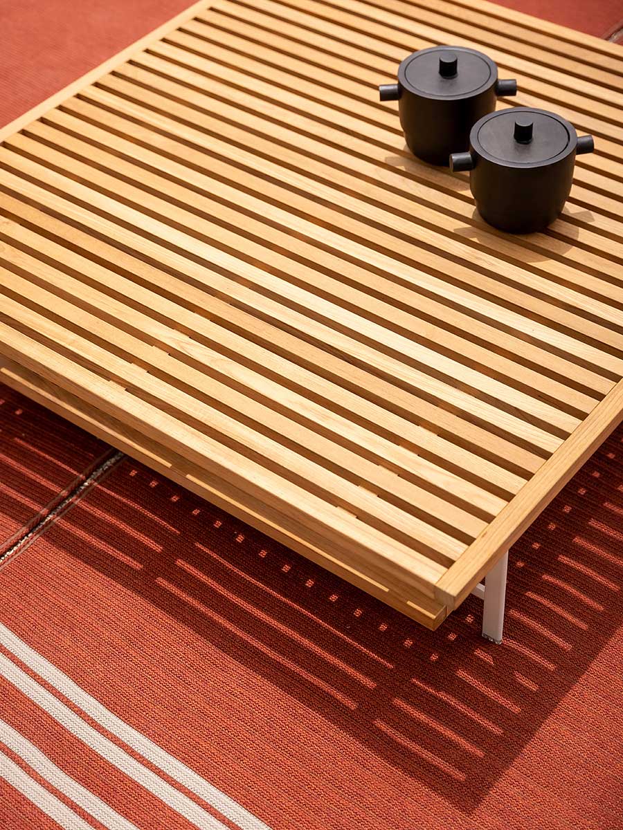 poltrona frau sherazade rug