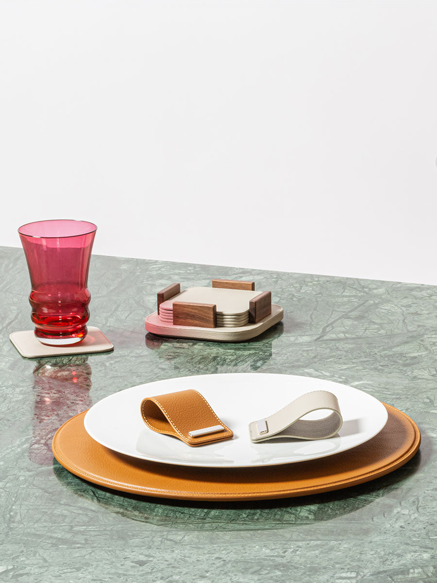 poltrona frau tableware underplate