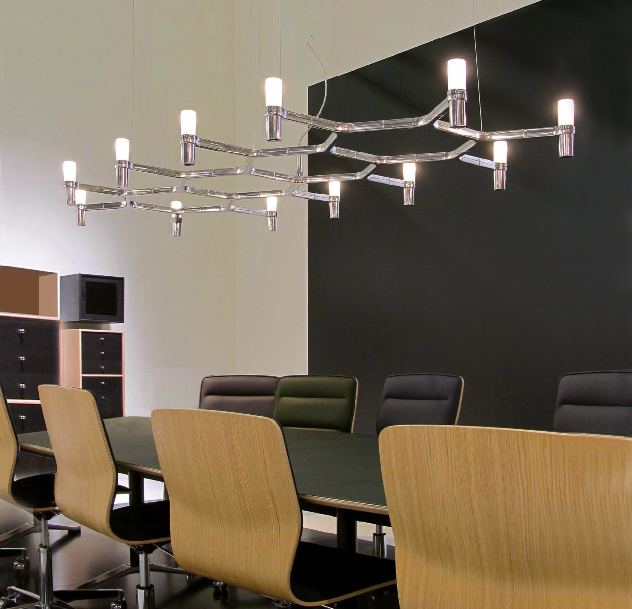 Crown Plana Major Ceiling Light