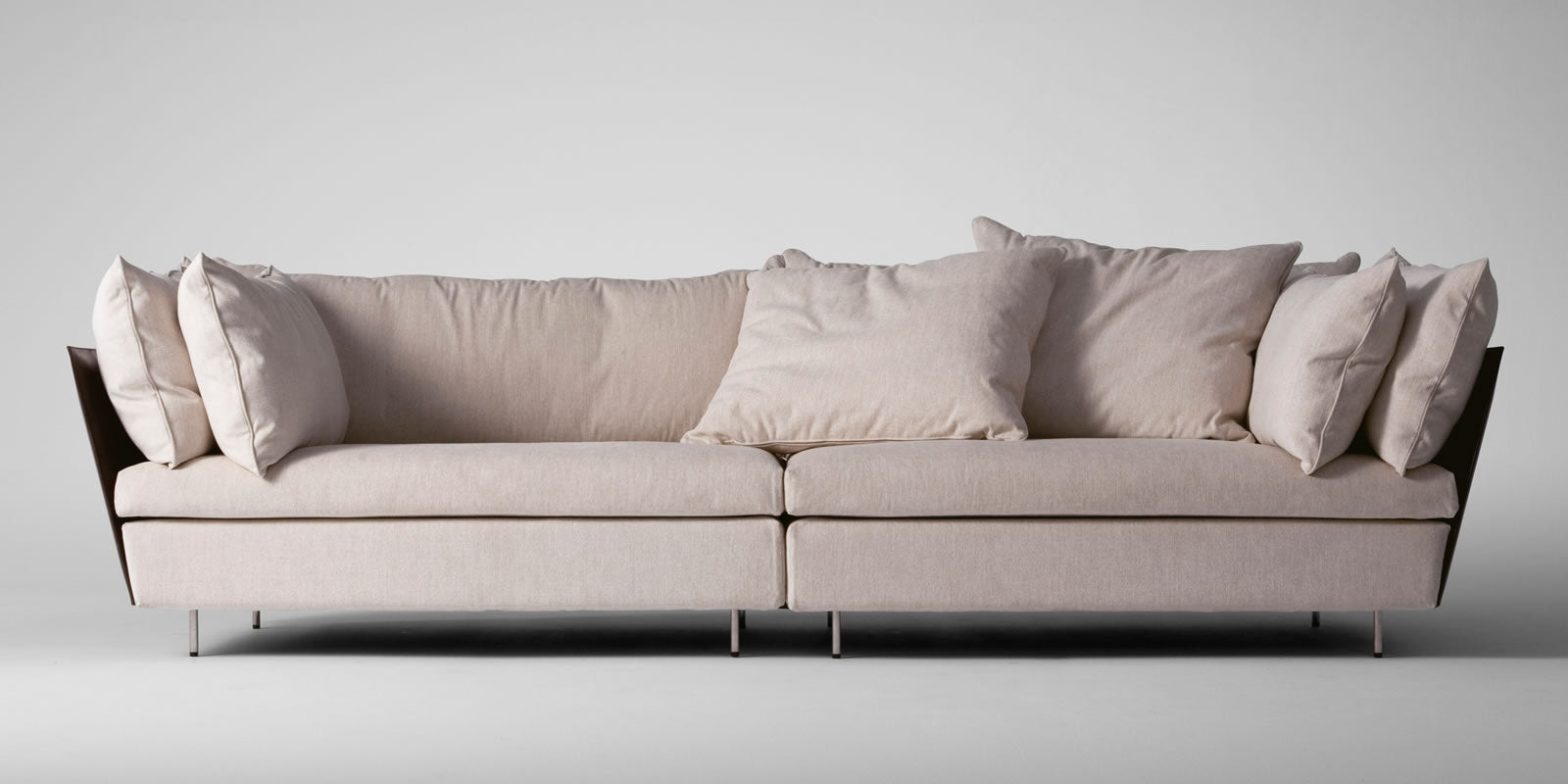 LIGHT FIELD | 3 seater sofa