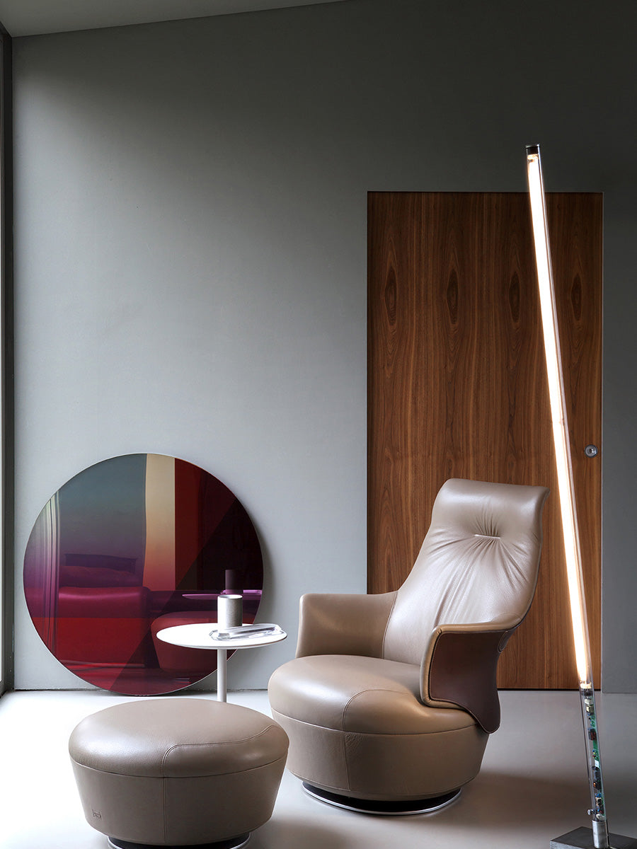 Assaya Armchair
