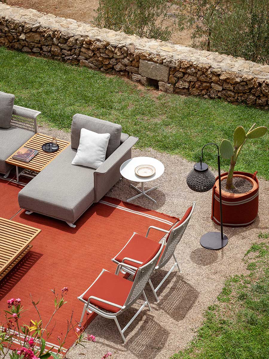 poltrona frau bob outdoor coffee table