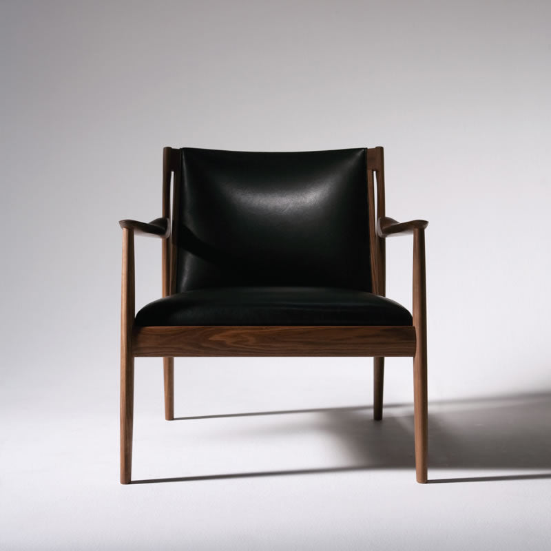 CLAUDE | Easy Chair