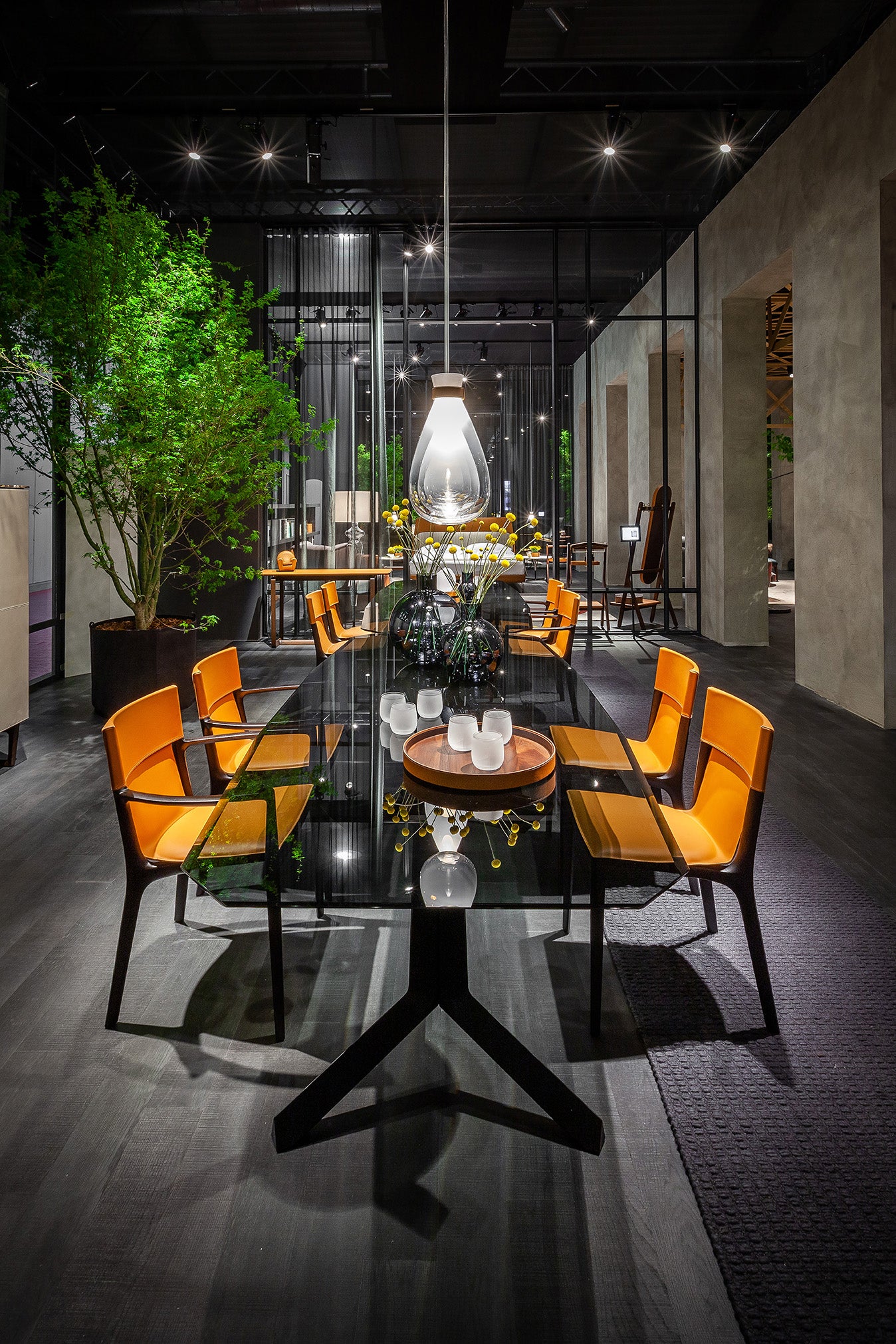 poltrona frau isadora chair