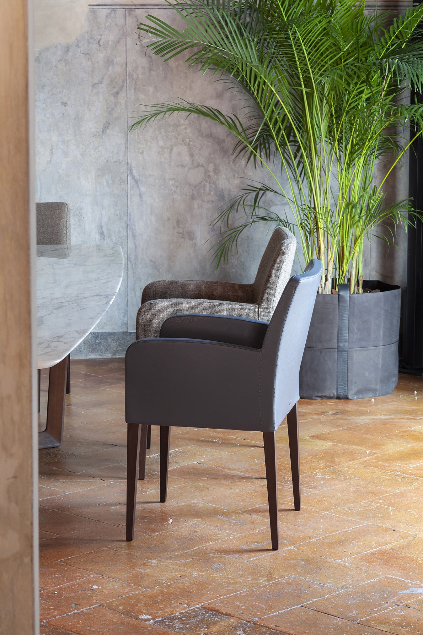 poltrona frau liz small armchair