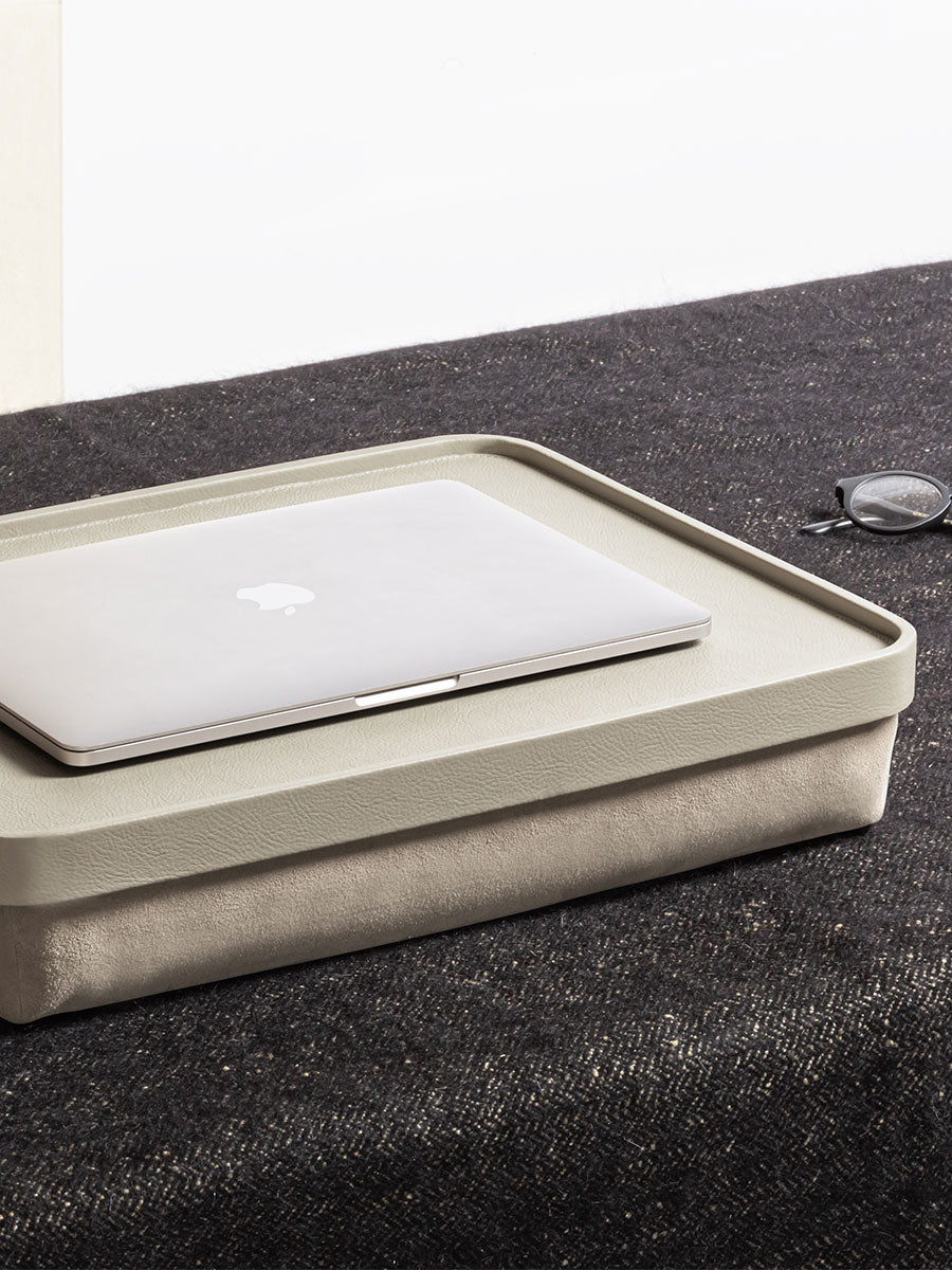 poltrona frau office laptop tray