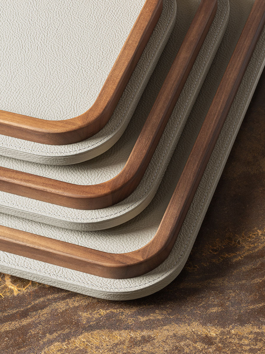 poltrona frau tableware tray
