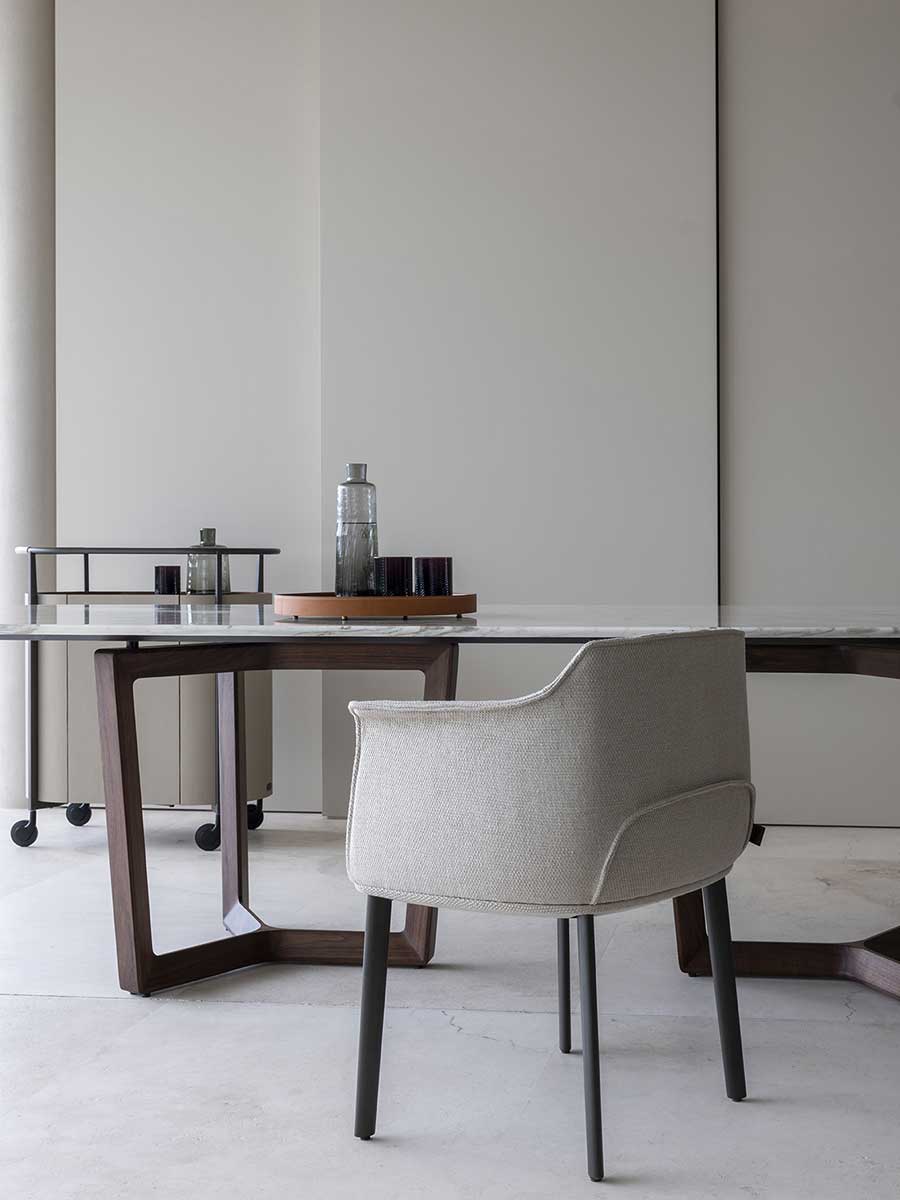 poltrona frau archibald dining chair