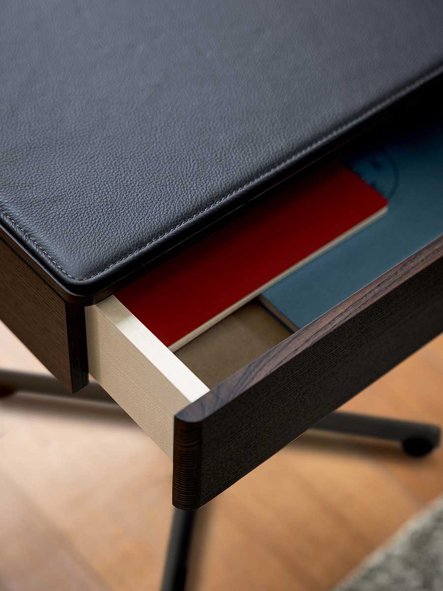 poltrona frau bob small table drawer