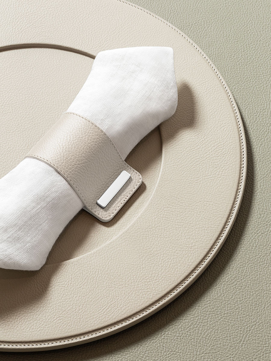 poltrona frau tableware napkin ring
