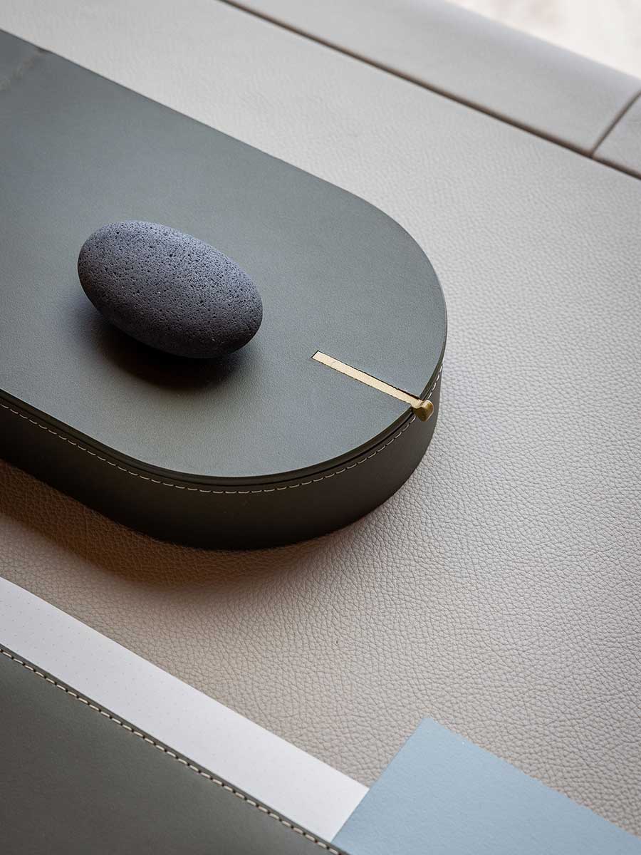 Zhuang Desk Accessories