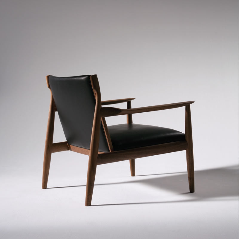 CLAUDE | Easy Chair
