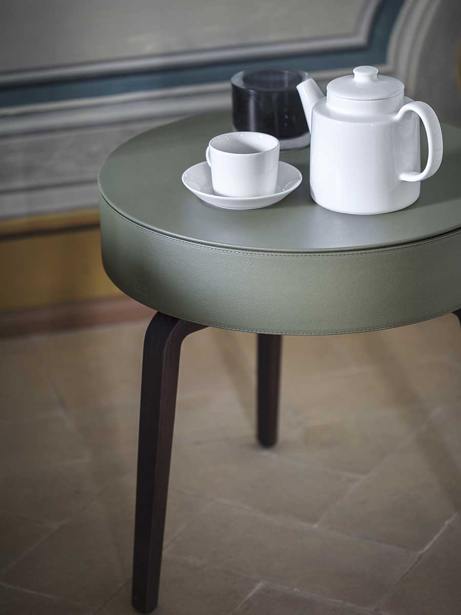 Fiorile Small Table With Drawer