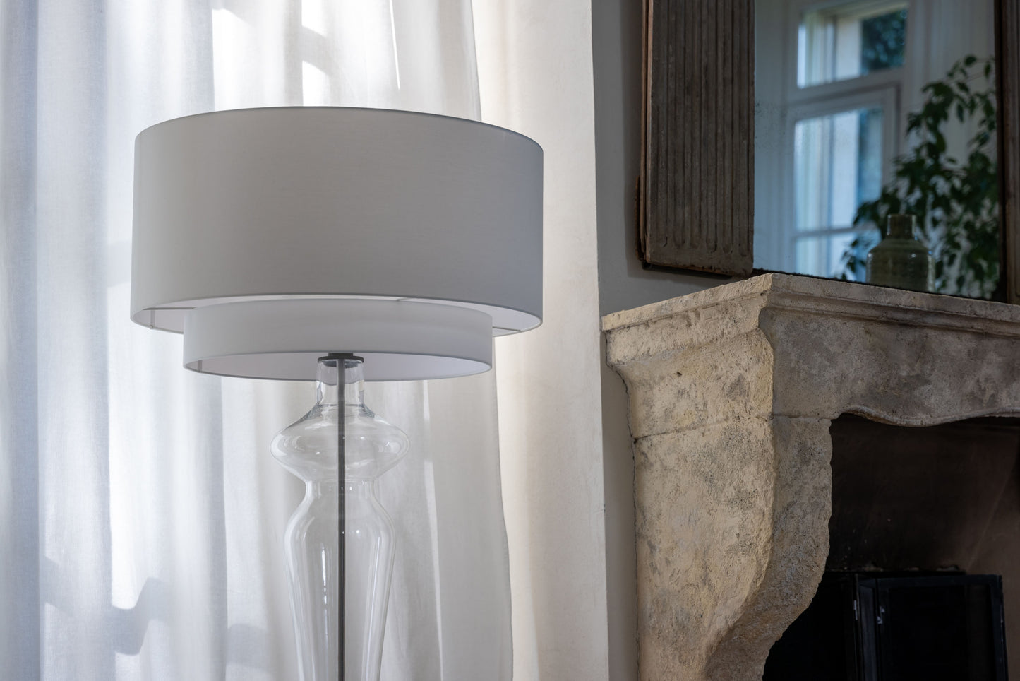 poltrona frau holly lamp