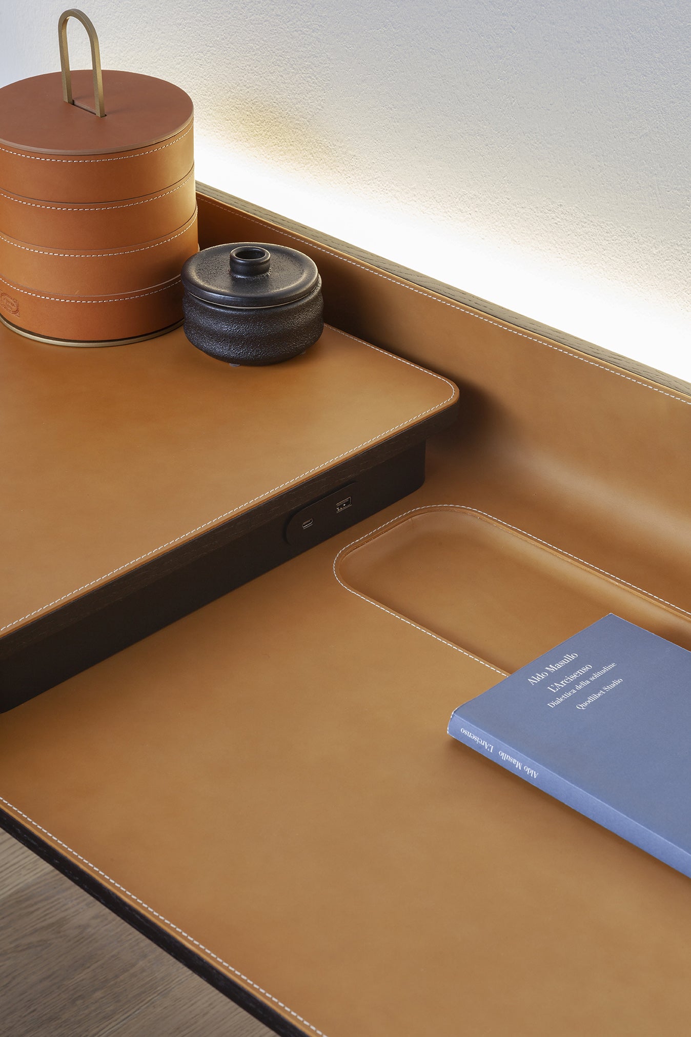 Iren Wall Desk