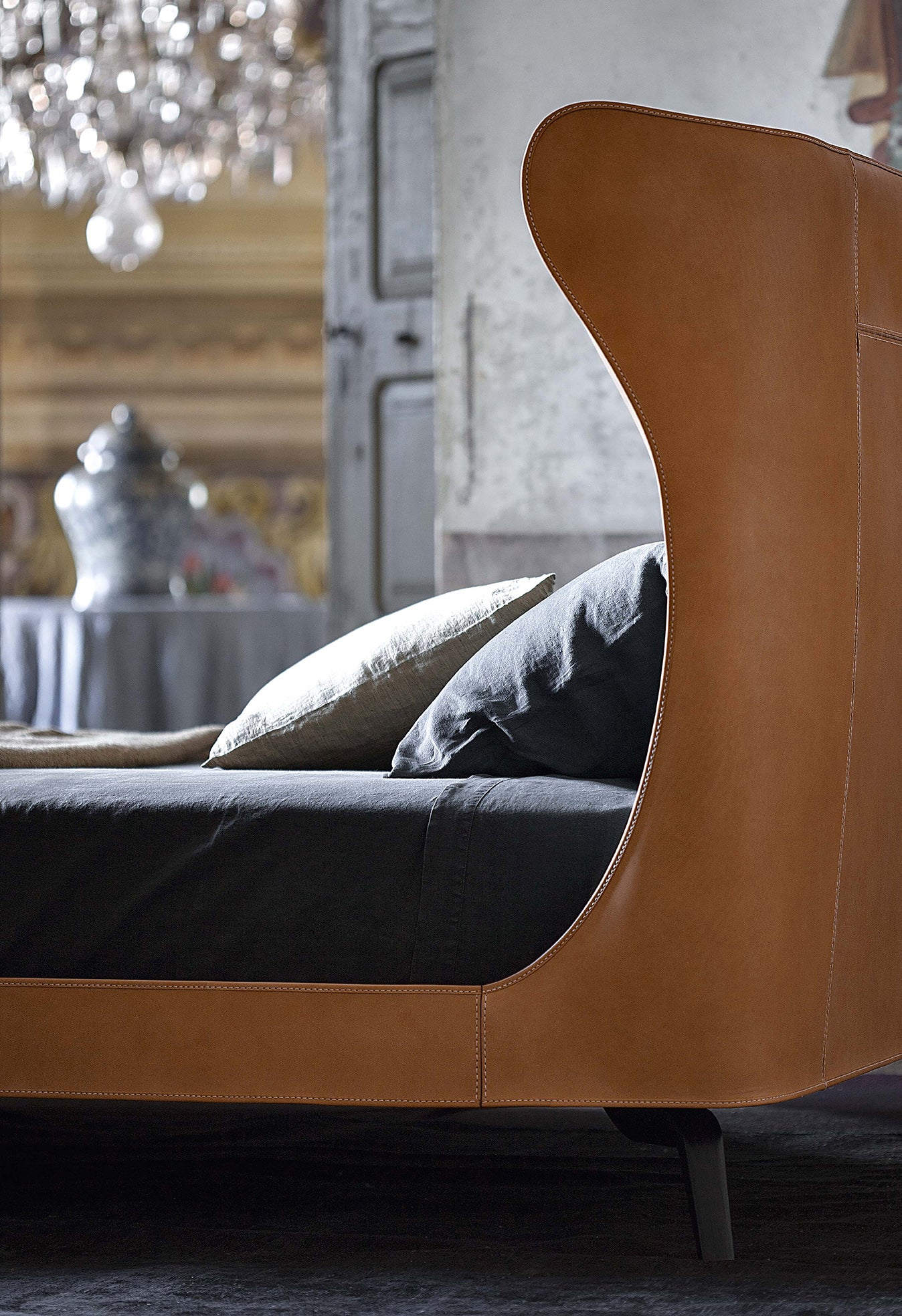 poltrona frau mamy blue bed
