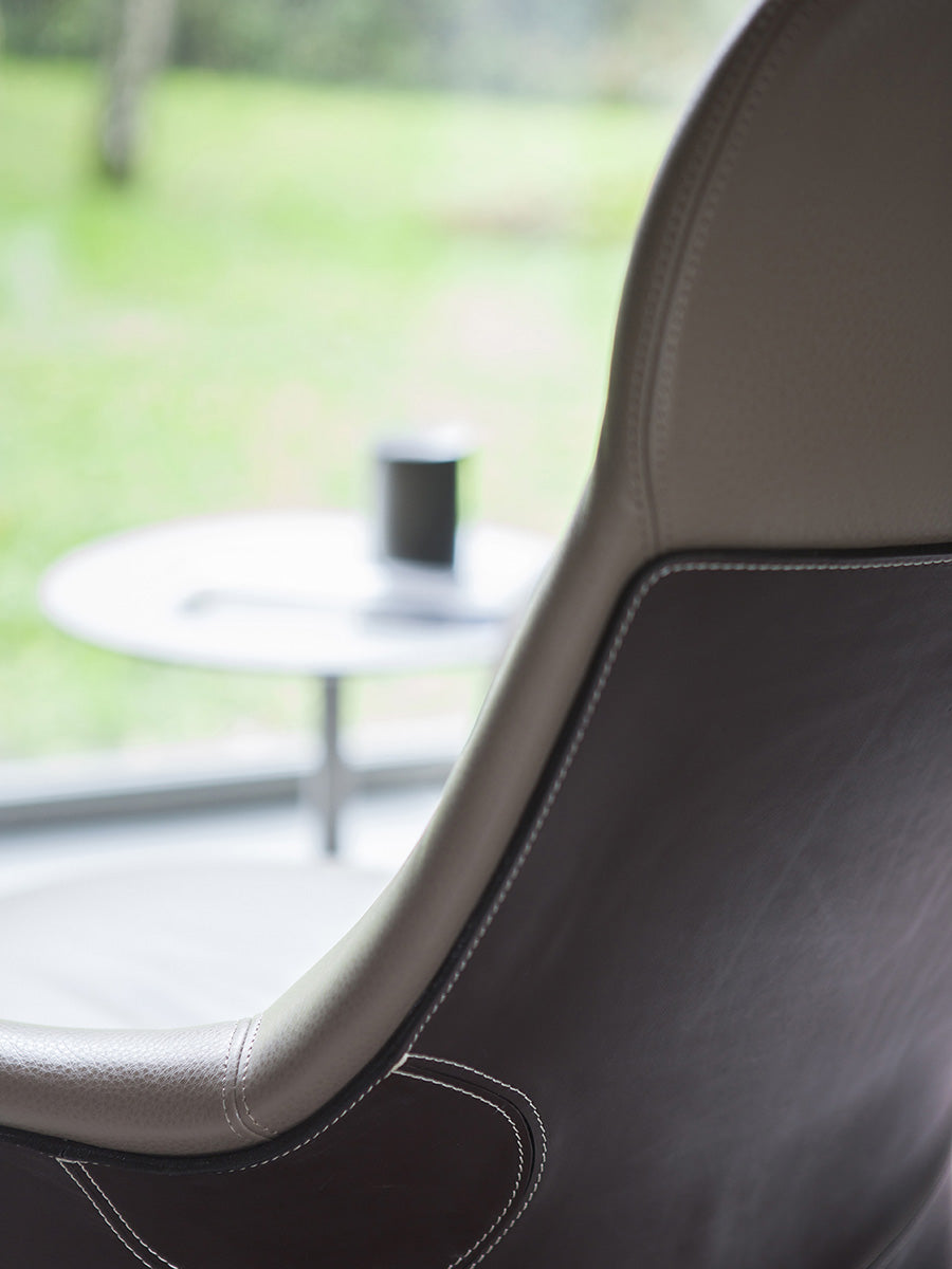 Assaya Armchair
