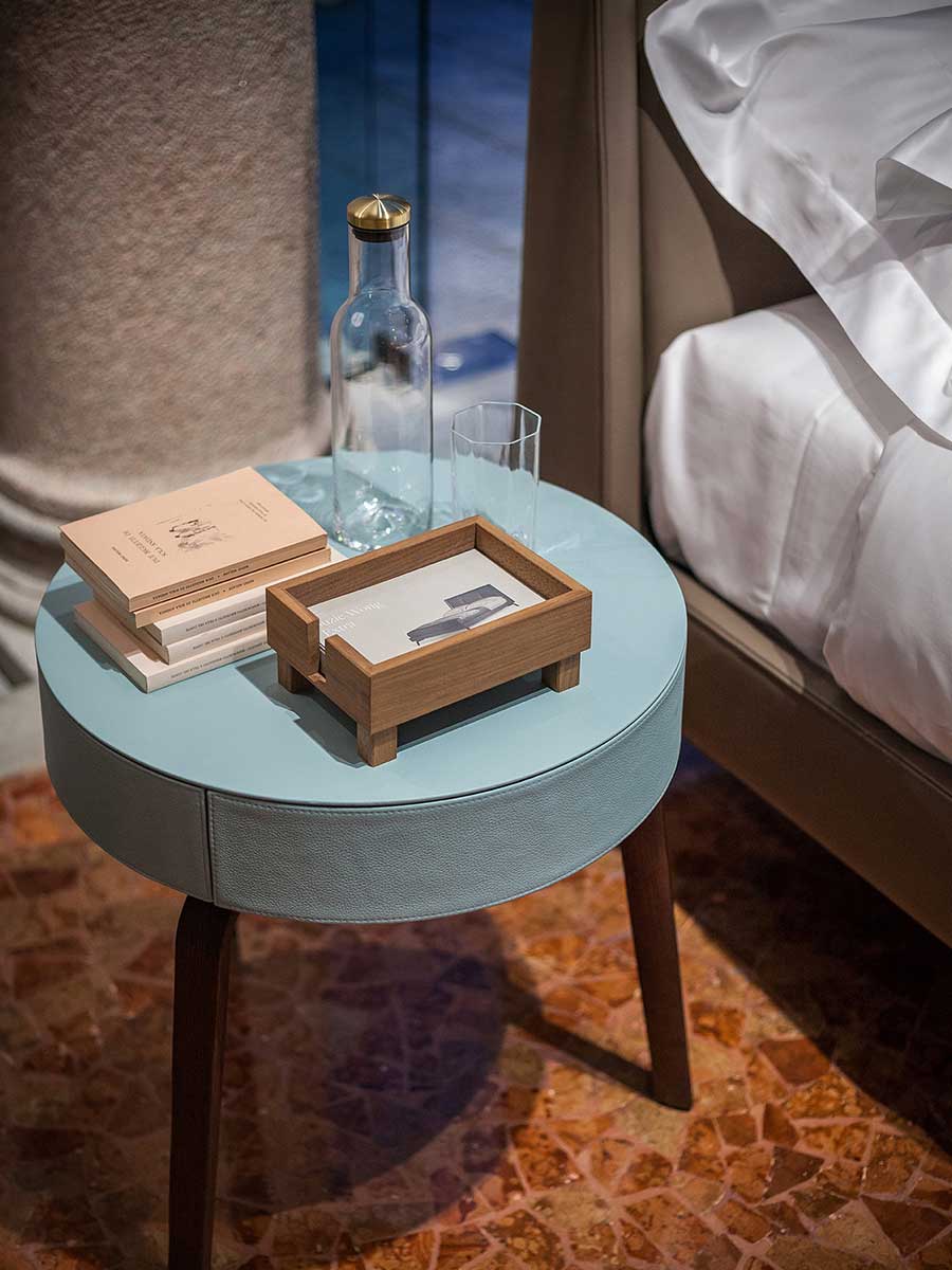 Fiorile Small Table With Drawer