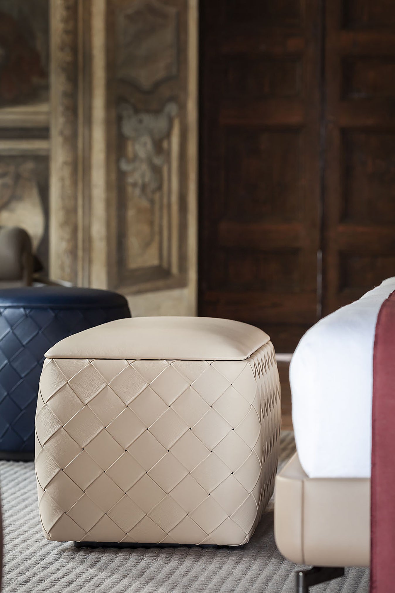 Grant Ottoman - 65X45Cm