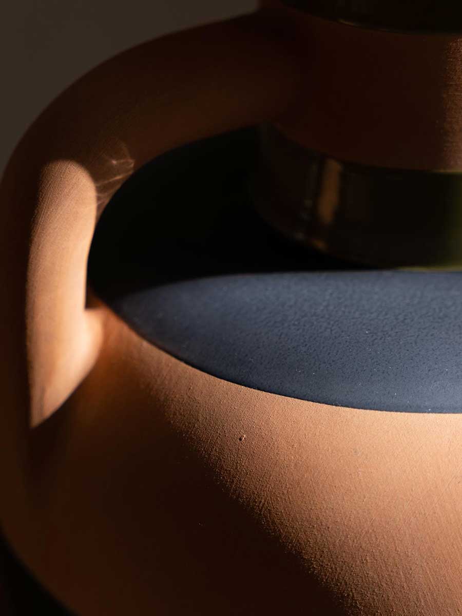 poltrona frau ikiperu vase