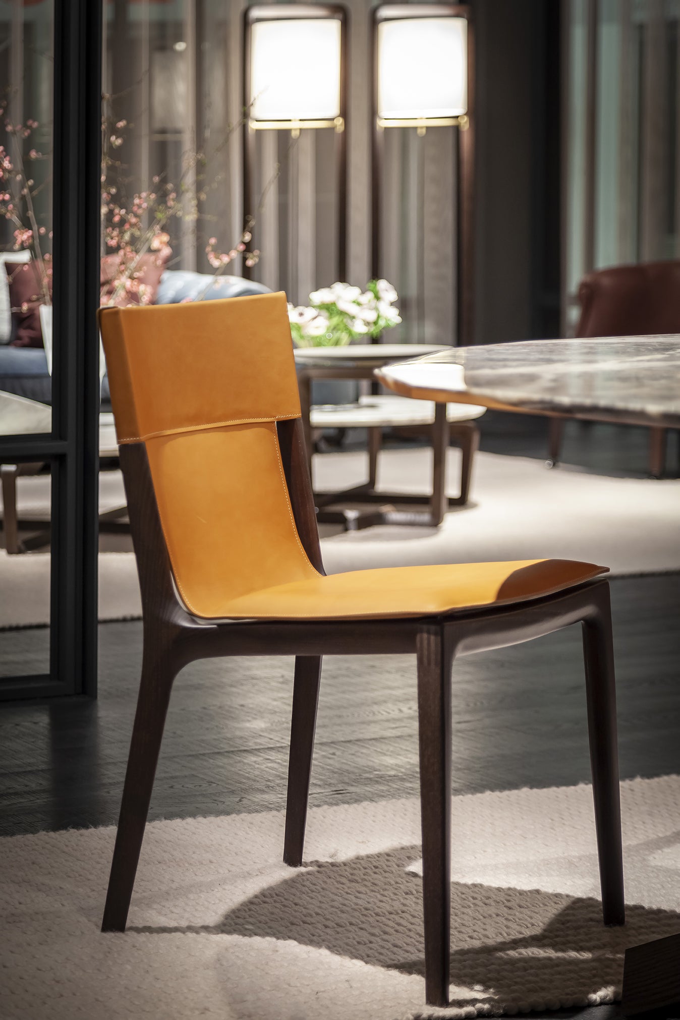 poltrona frau isadora chair