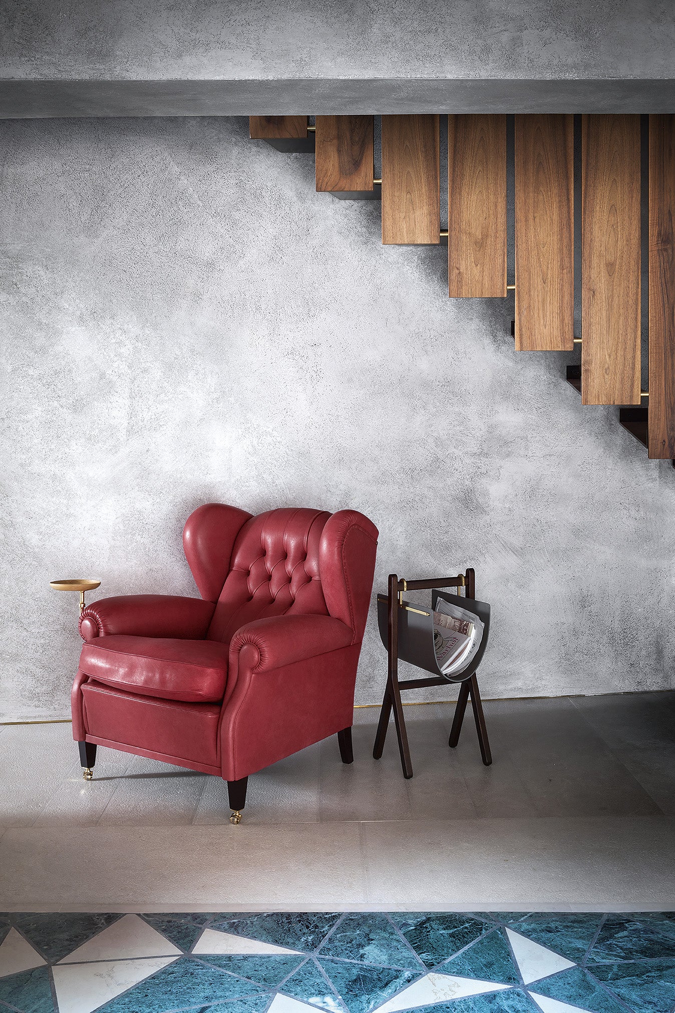 poltrona frau ren magazine rack