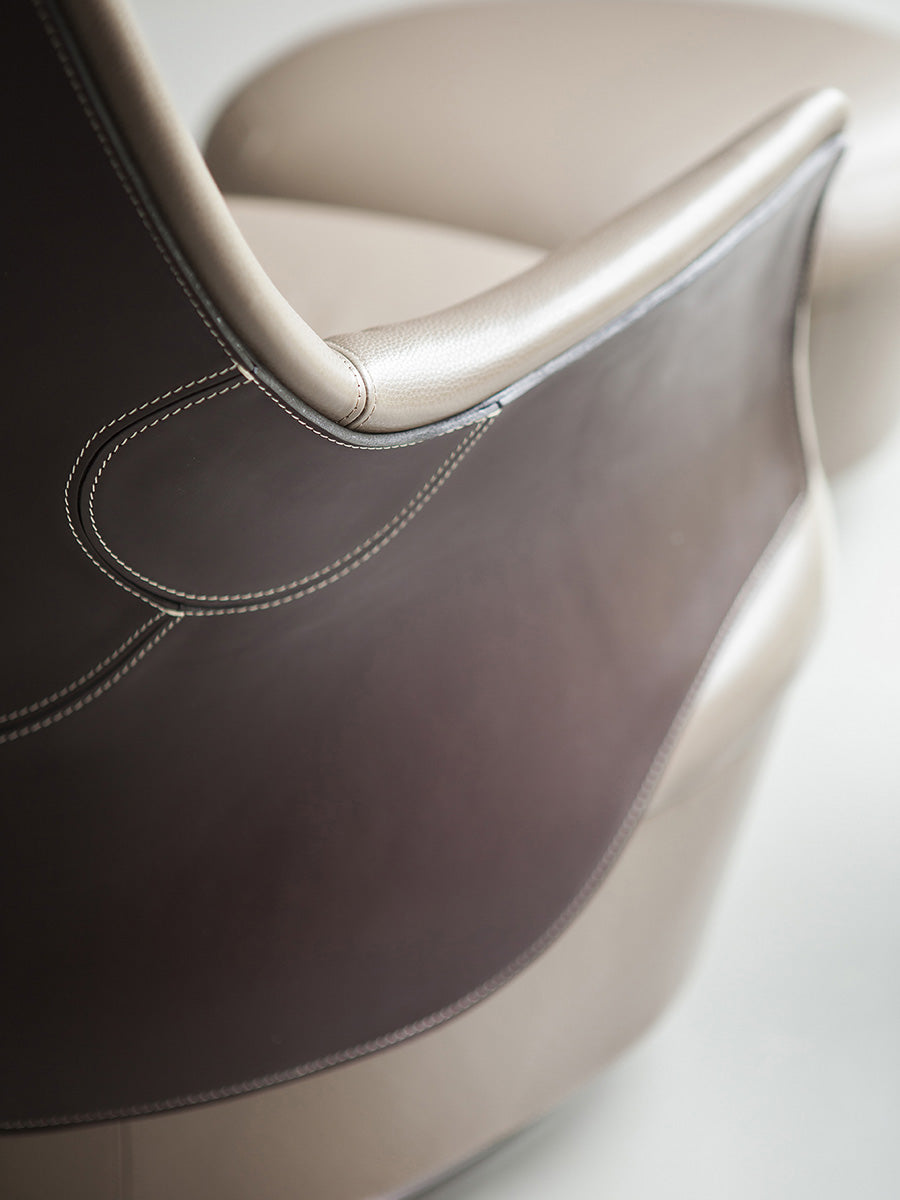 Assaya Armchair