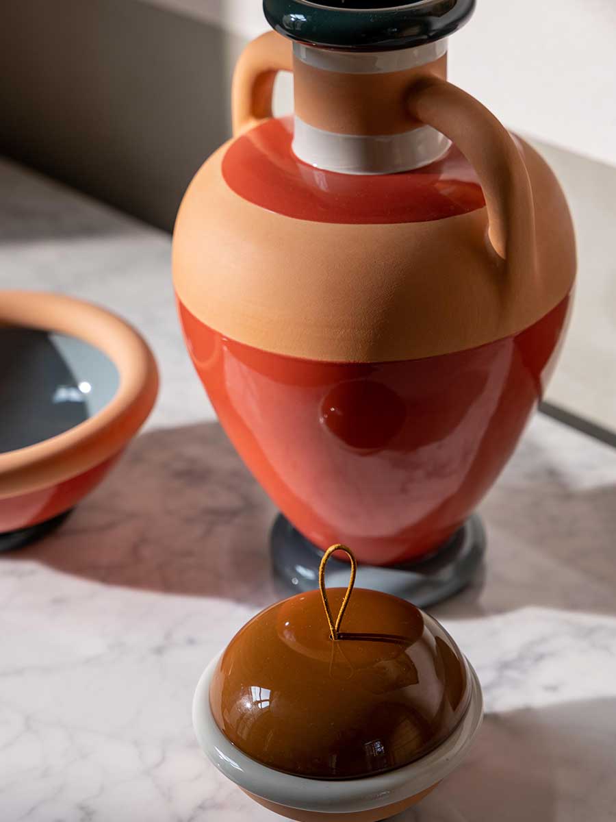 Ikiperu Vase