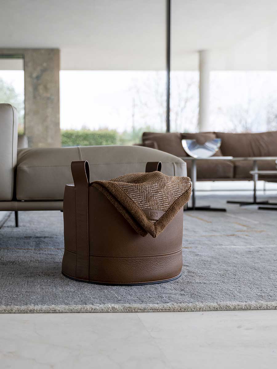 poltrona frau leather basket