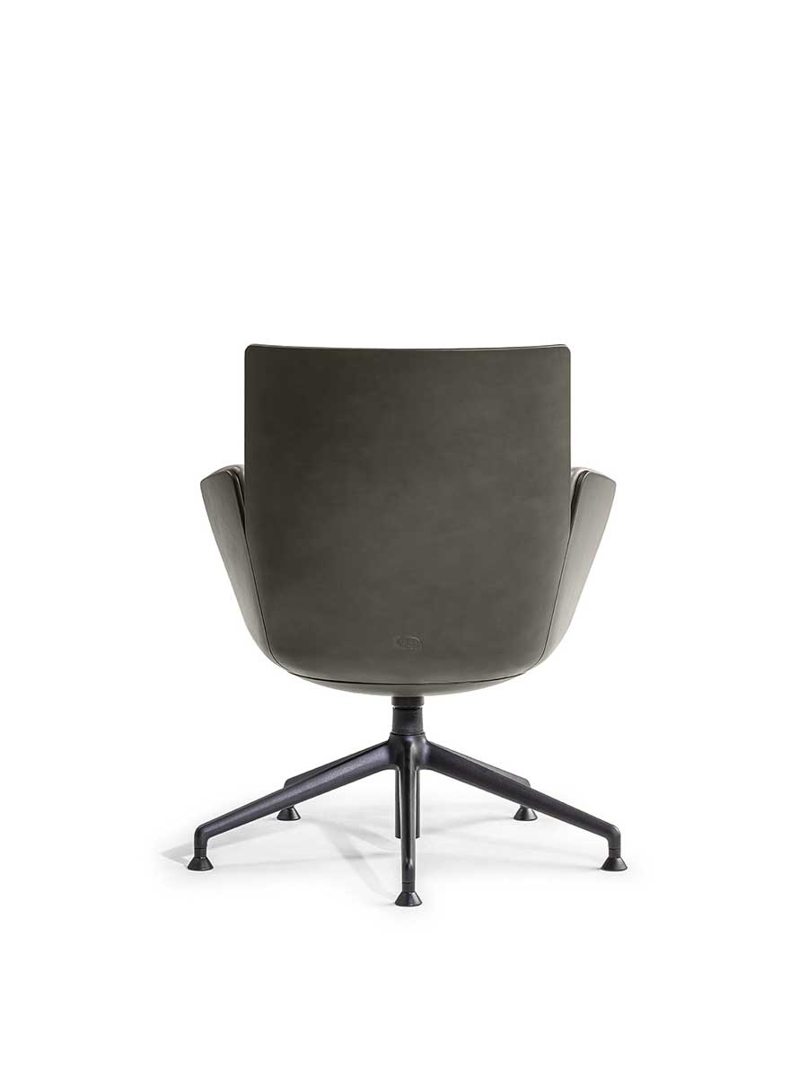 poltrona frau cercle visitor chair