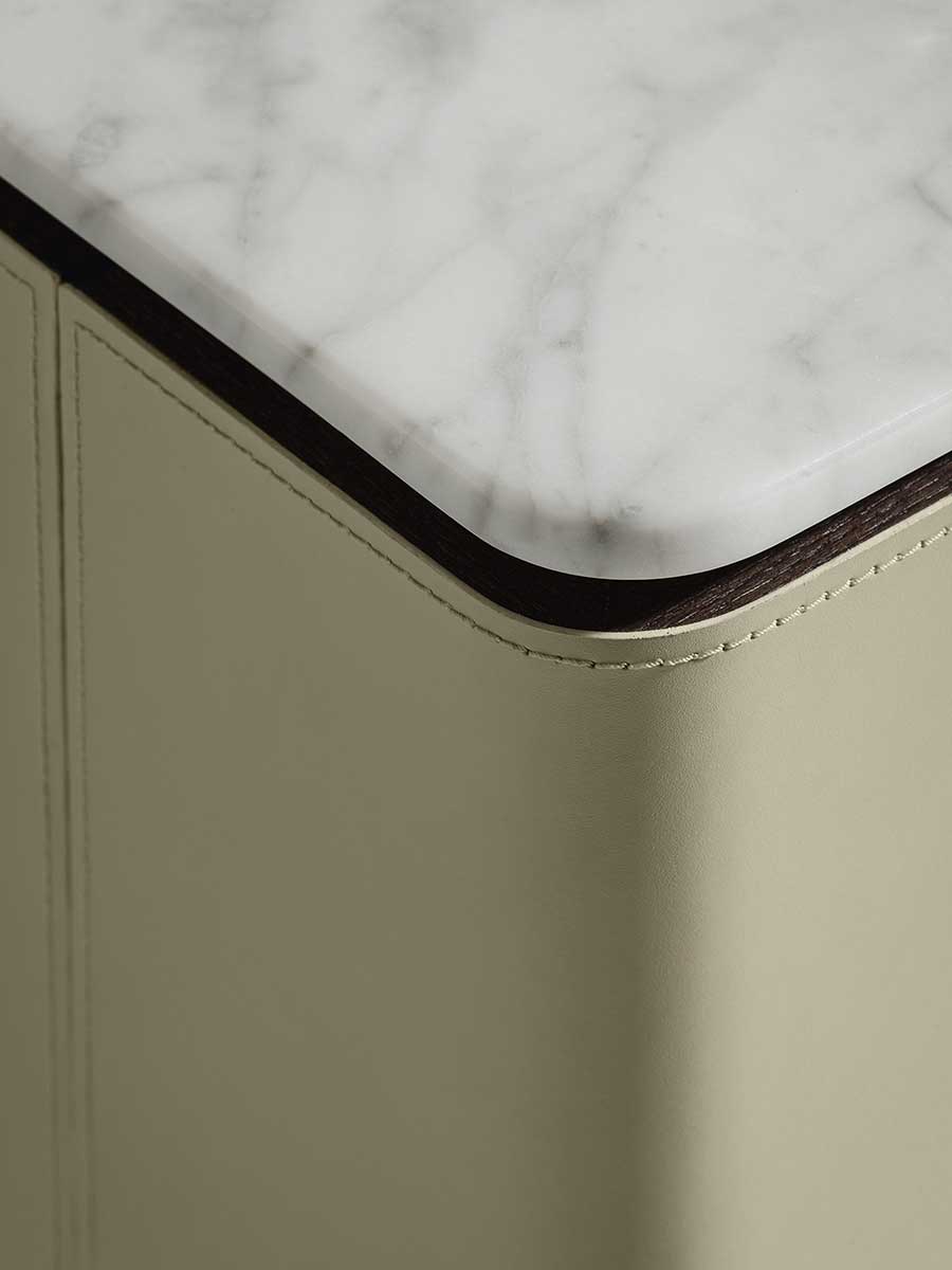 poltrona frau fidelio low cabinet