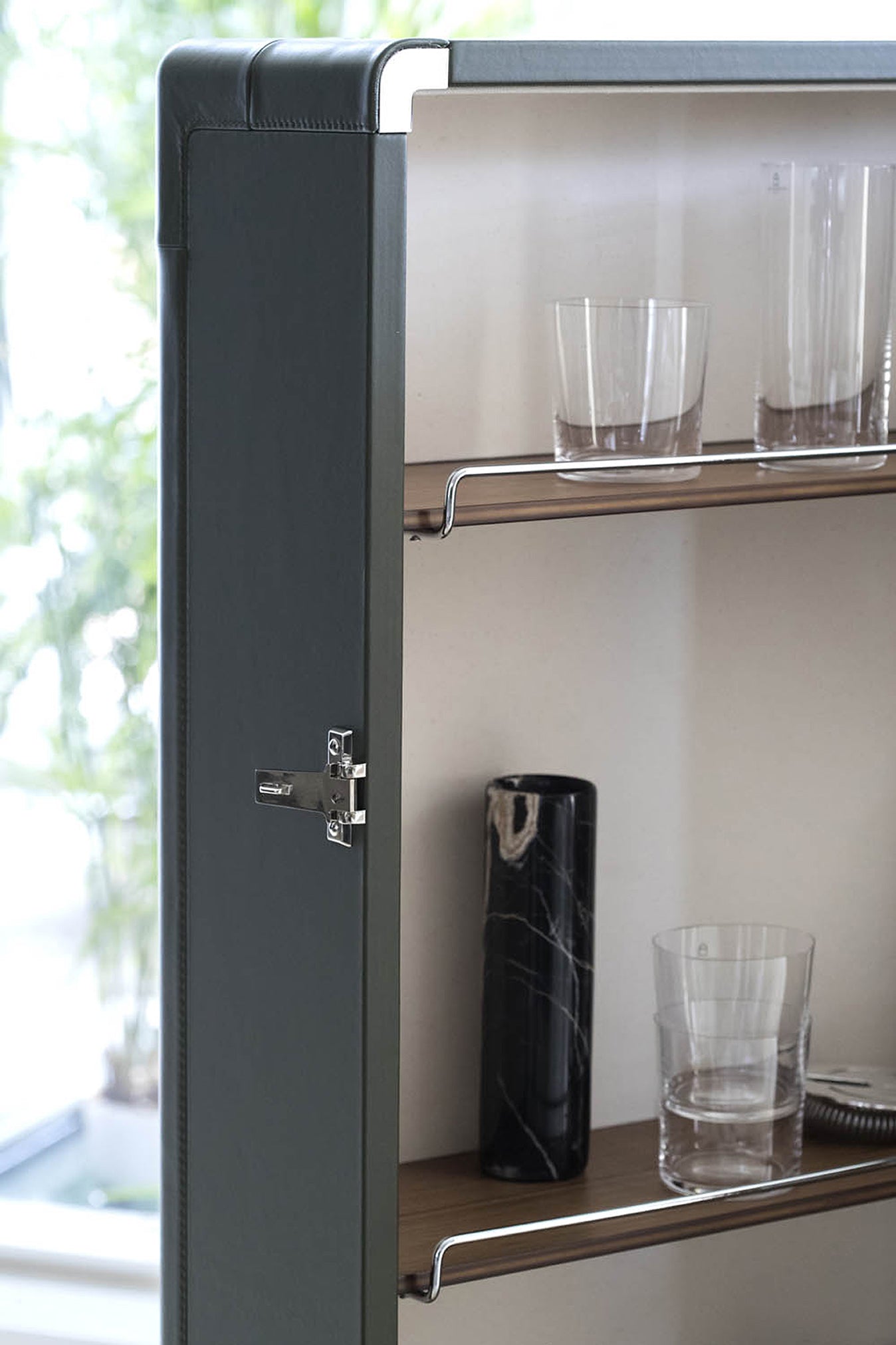 poltrona frau isidoro drinks cabinet