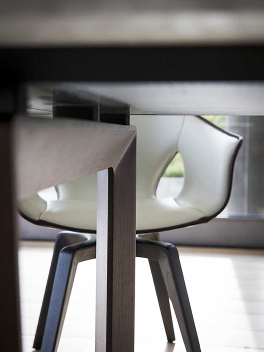 poltrona frau bolero rectangular table