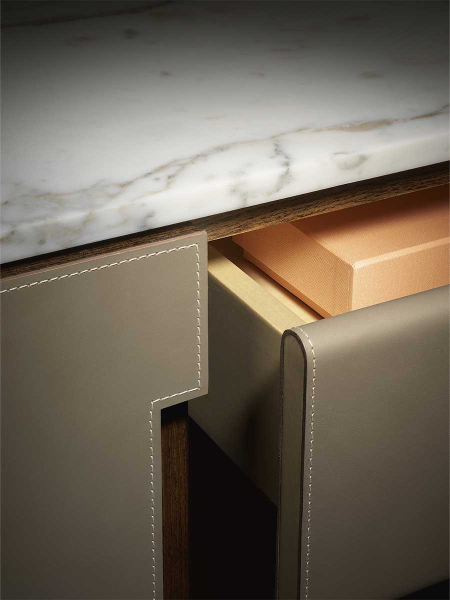 poltrona frau fidelio low cabinet