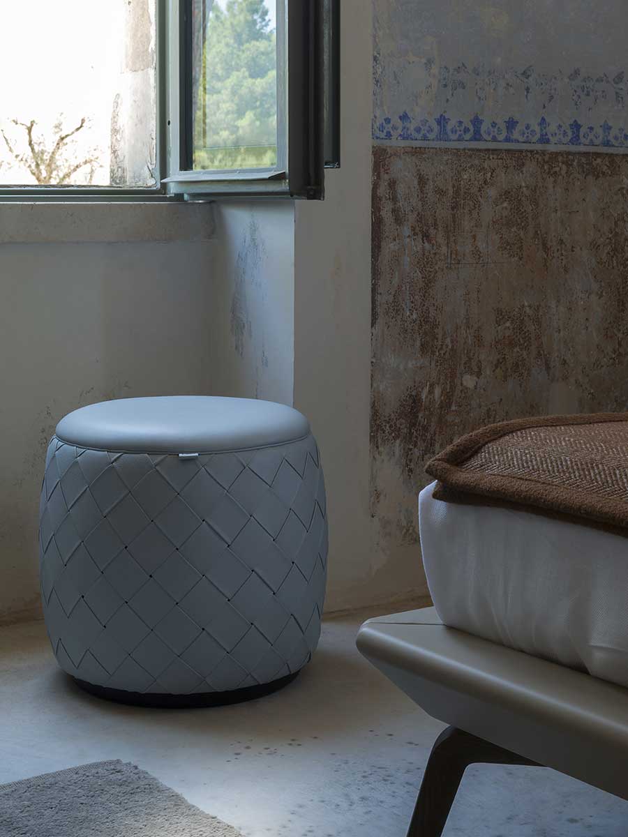 poltrona frau grant ottoman d46