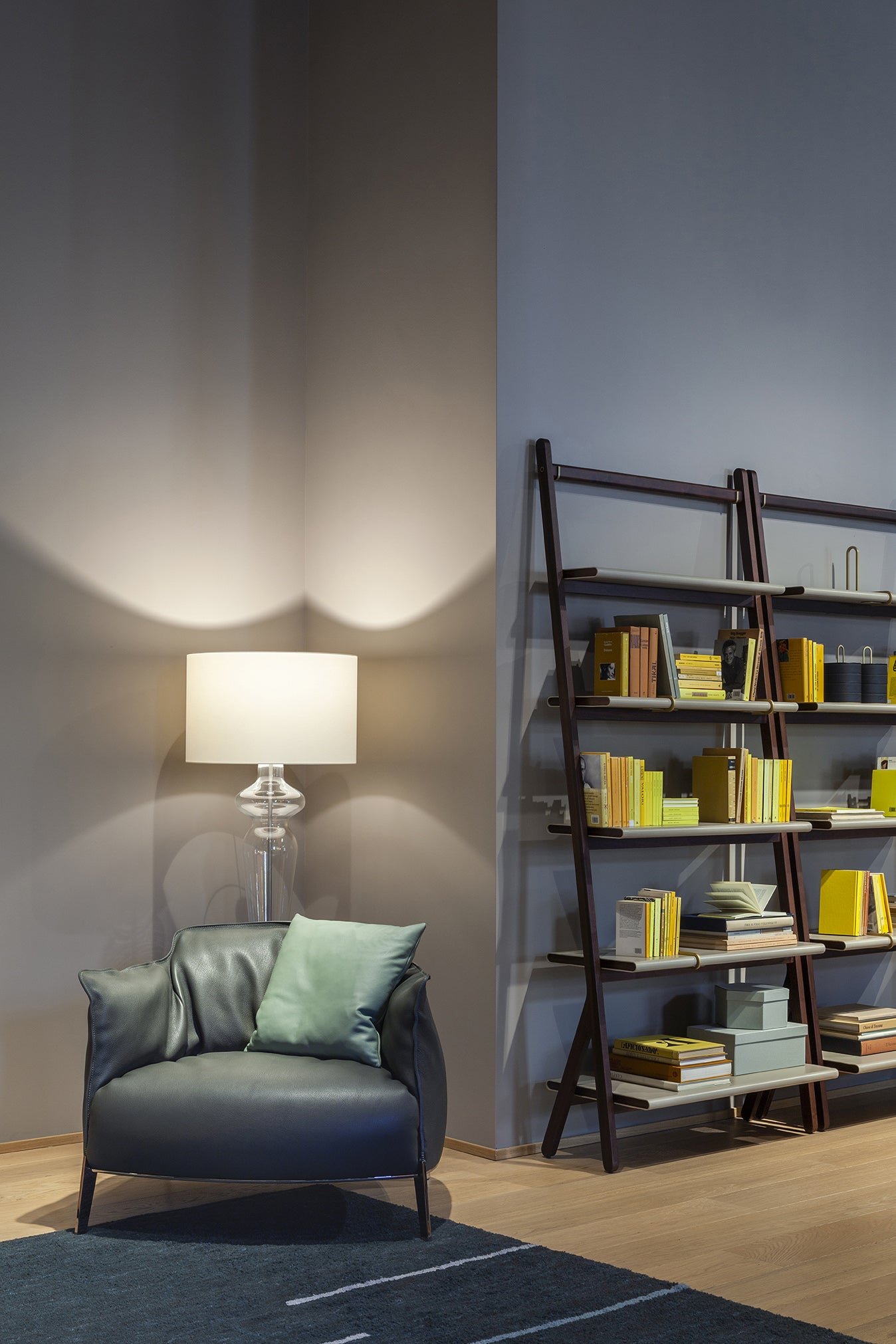 poltrona frau holly lamp