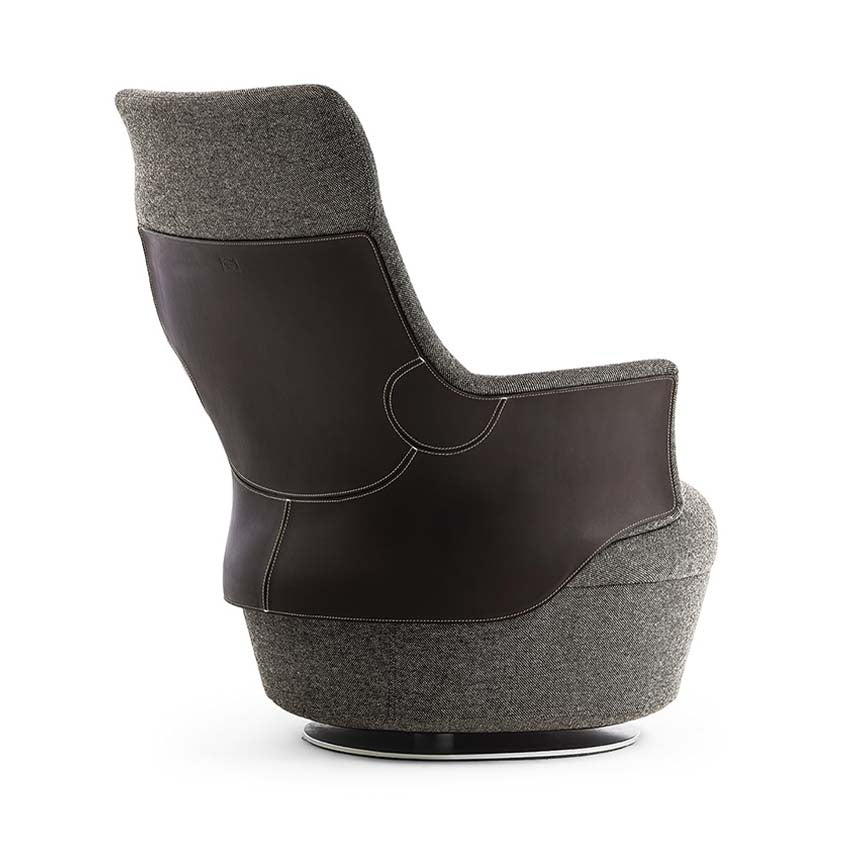 Assaya Armchair