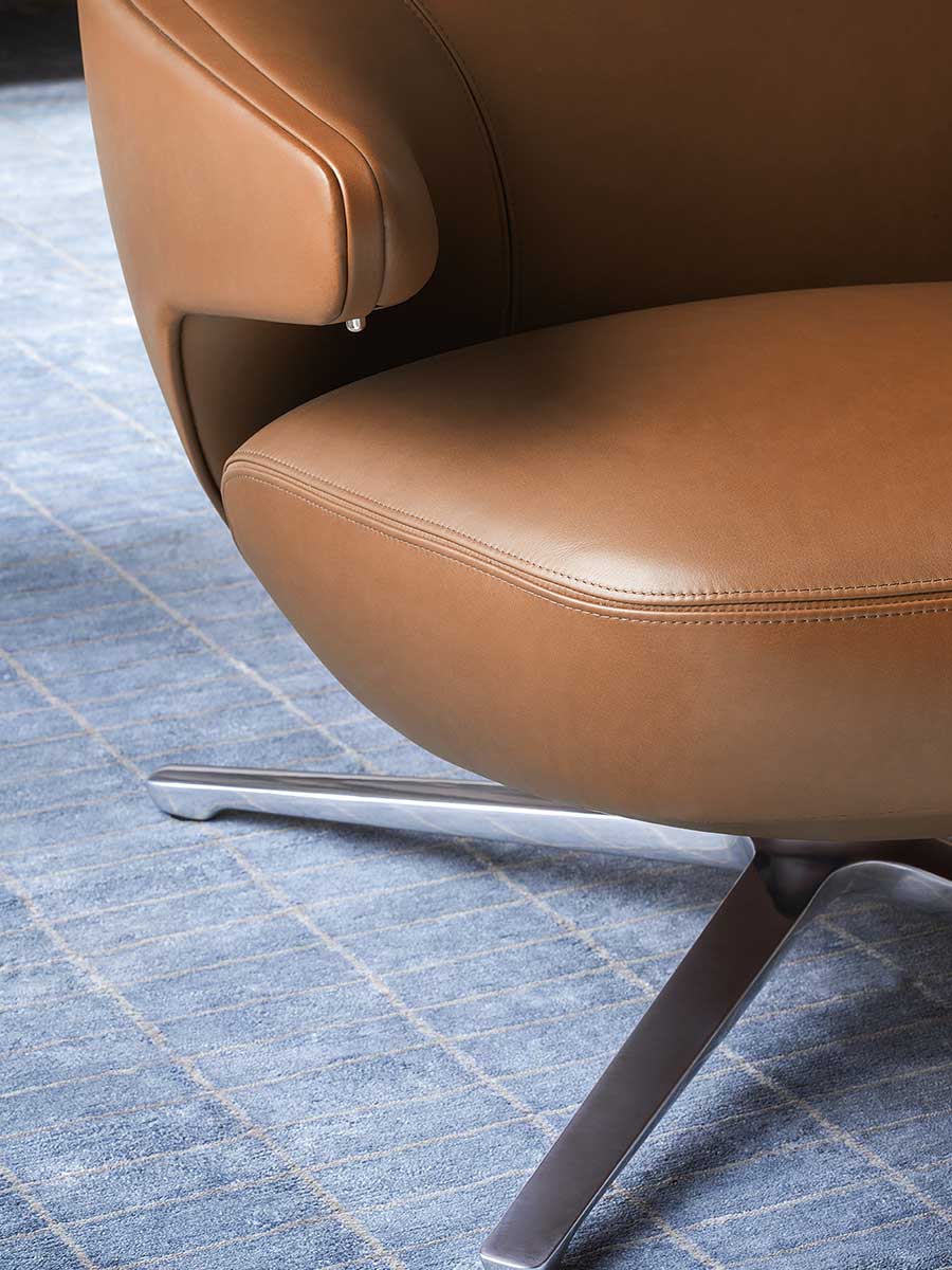 poltrona frau chado rug