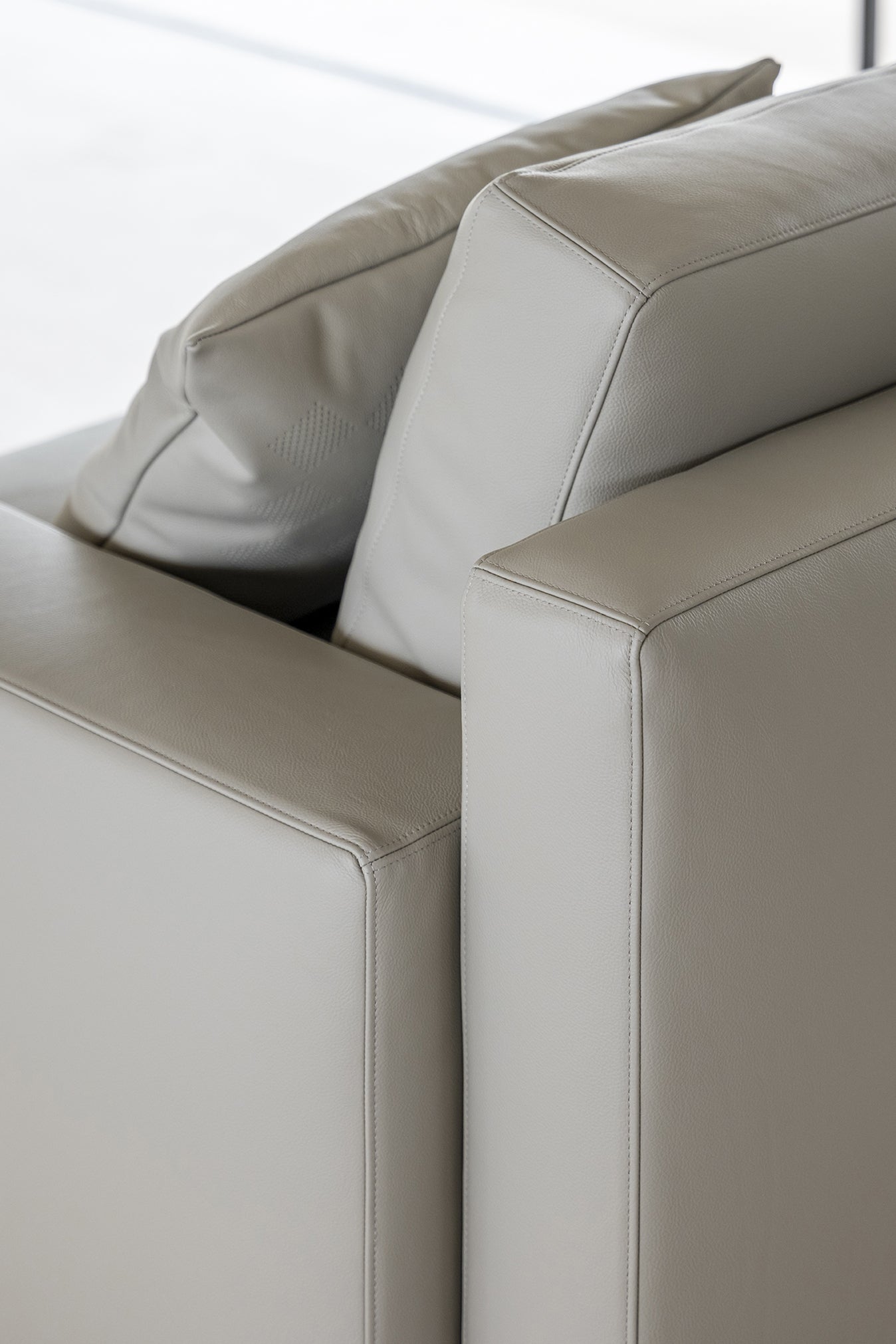 poltrona frau massimosistema sofa bed