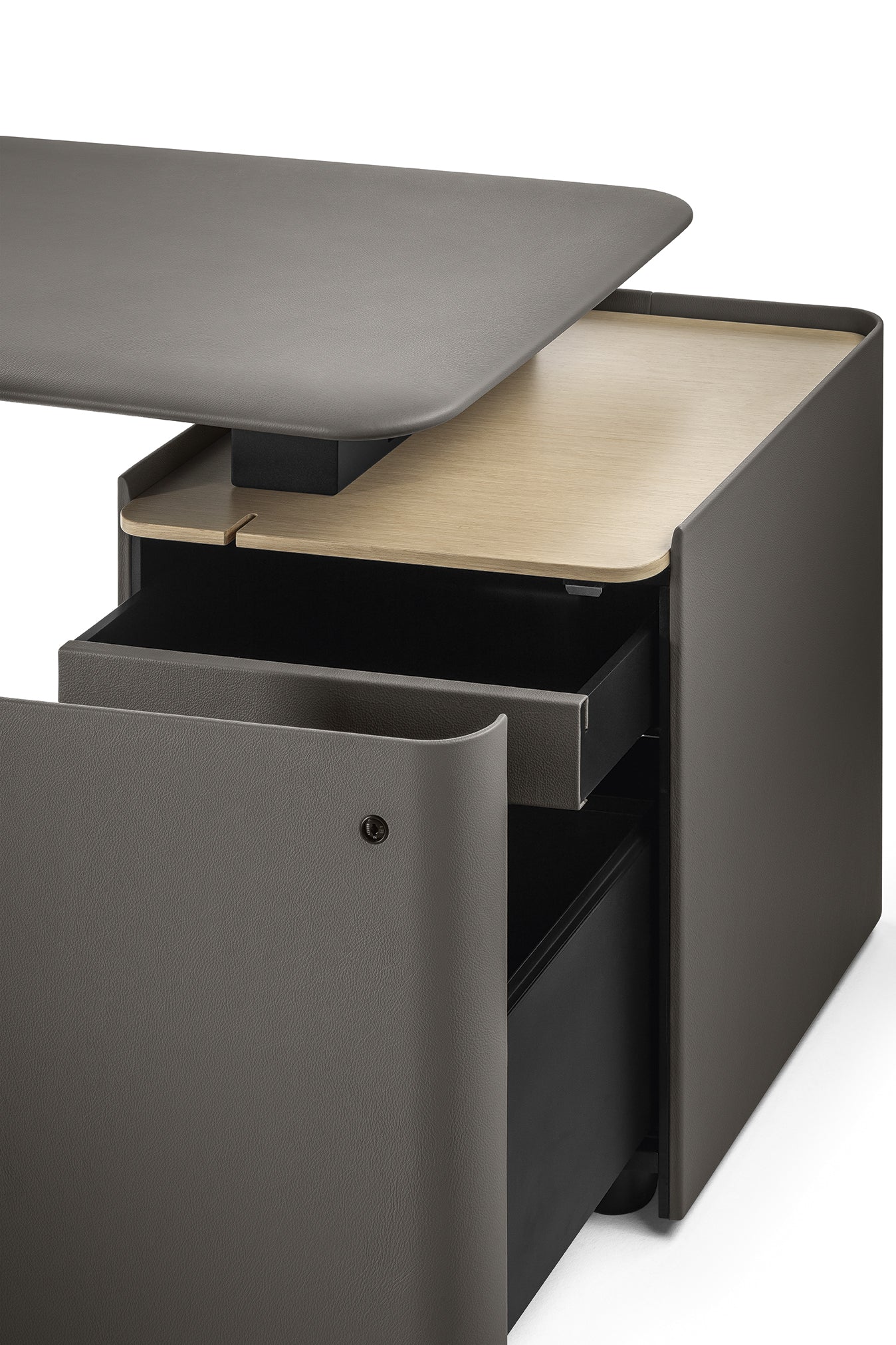 poltrona frau trust small desk