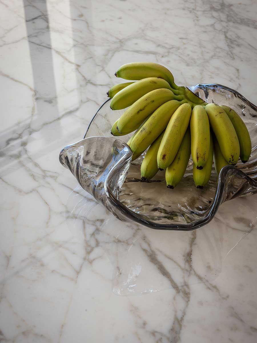 Water Illusion Vase
