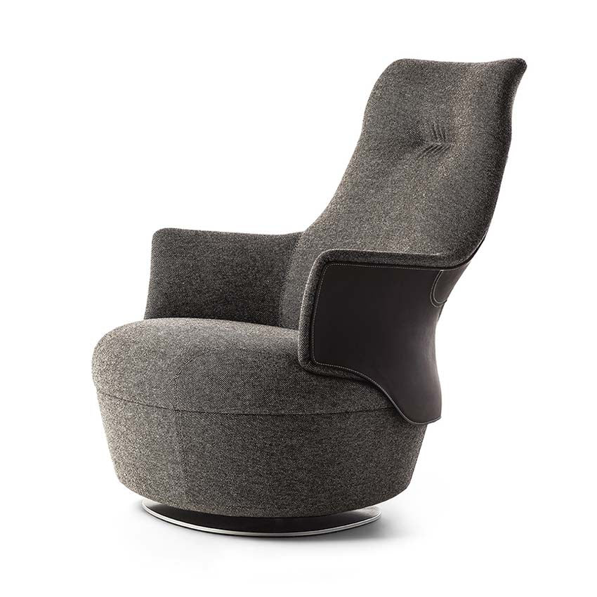 Assaya Armchair