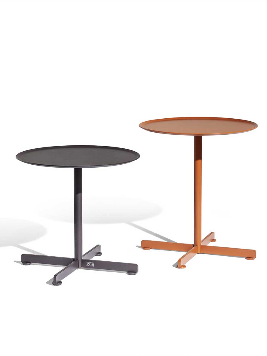 poltrona frau bob outdoor coffee table