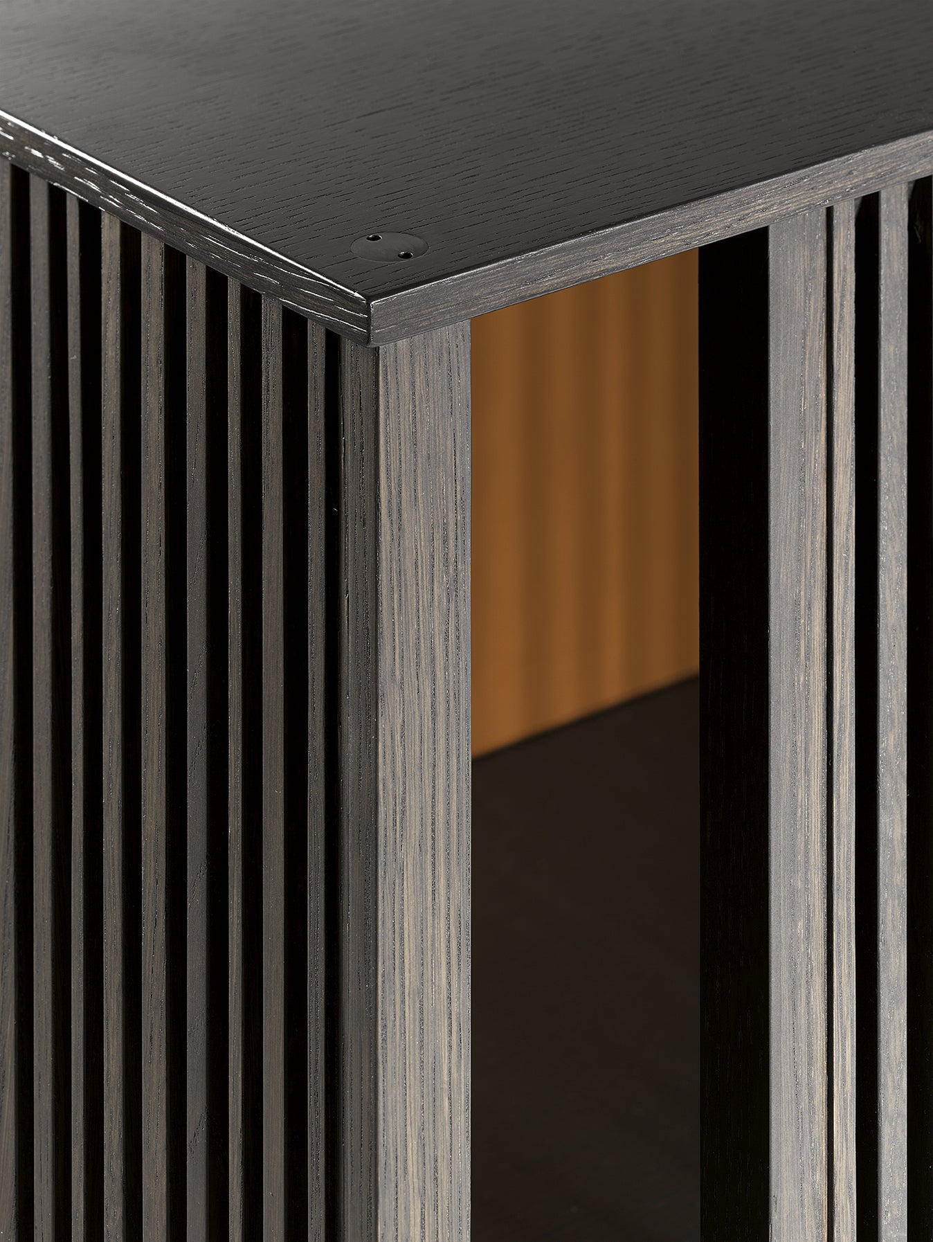 poltrona frau lloyd low cabinet