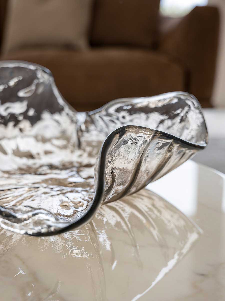 Water Illusion Vase