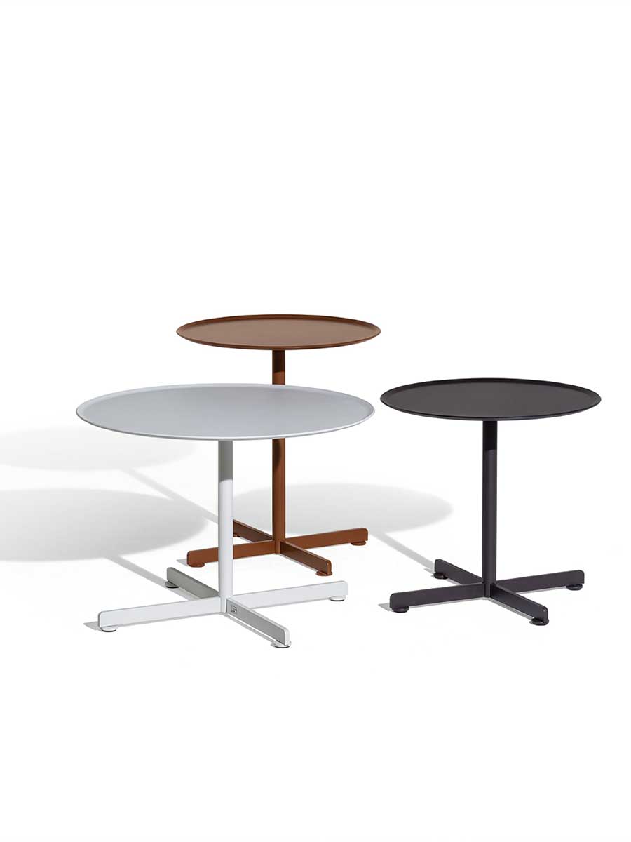 poltrona frau bob outdoor coffee table