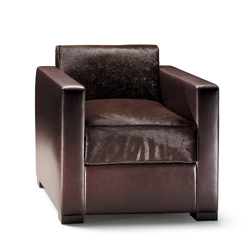 Linea A Armchair