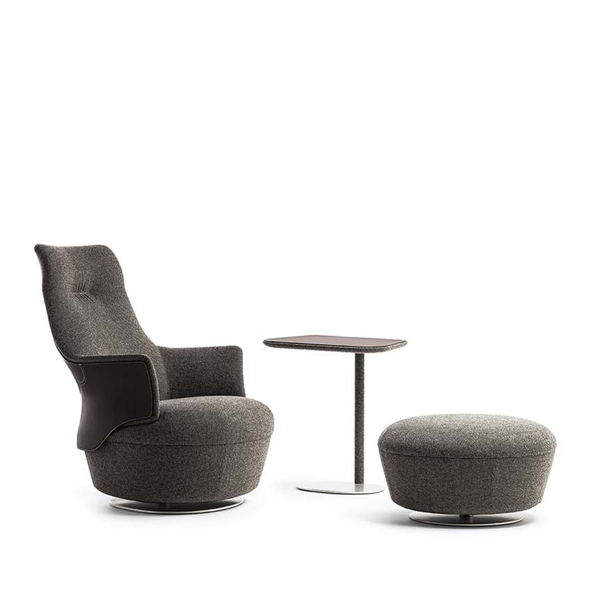 Assaya Armchair
