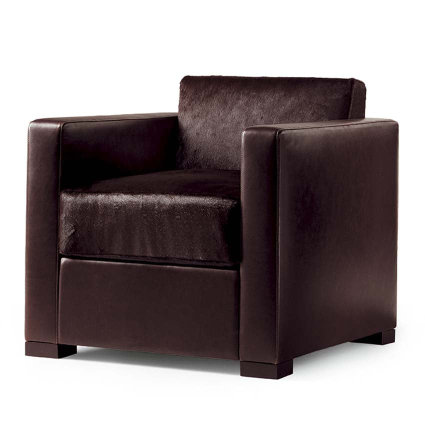 Linea A Armchair